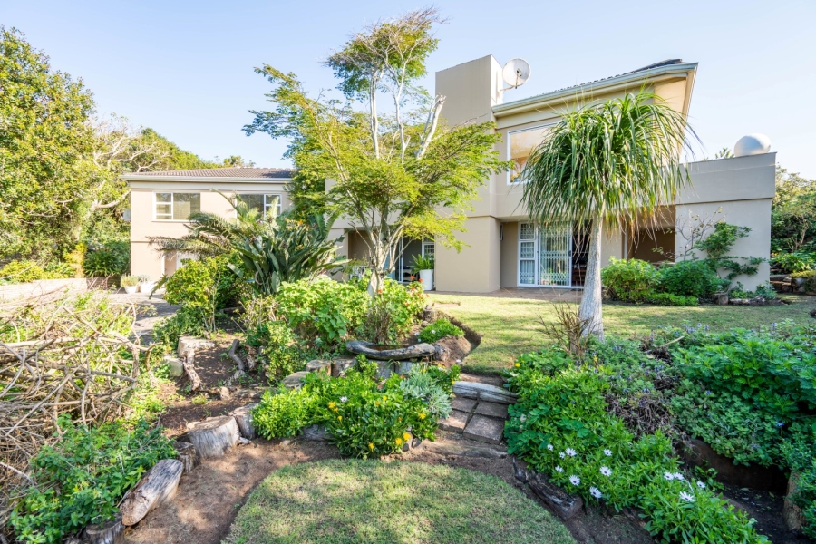 6 Bedroom Property for Sale in West Bank Eastern Cape